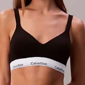 Calvin Klein Black & White Bralettes 2 pack